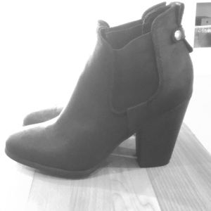 New Carlos Santana Devon Ankle Boot